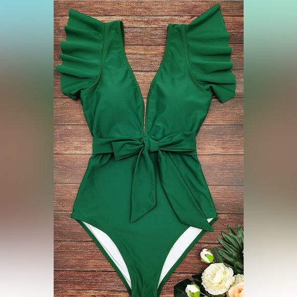 Other - Gorgeous Bathing Suit *Missing Wrap Tie!
